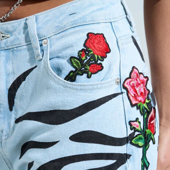 Akira Sleeping With Roses DenimJeans - Picture 3 of 5